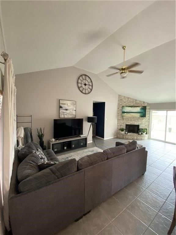 13998 Jacktar St - Photo 2 of 20