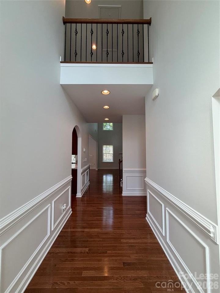 9416 Segundo Ln - Photo 4 of 43