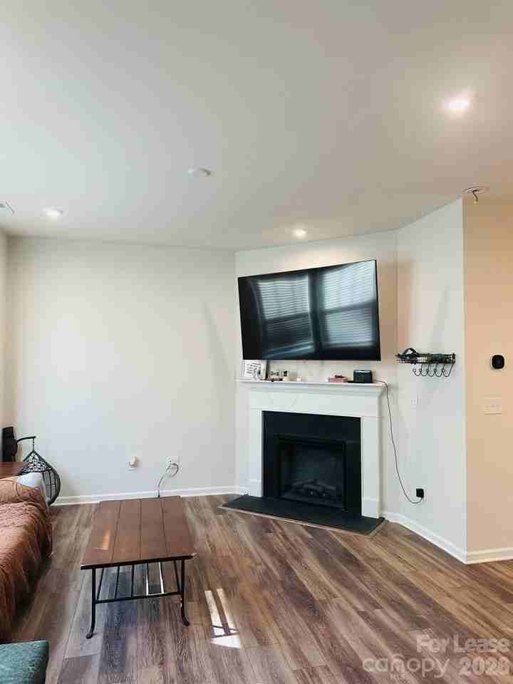 1424 Galloway Rd - Photo 5 of 12