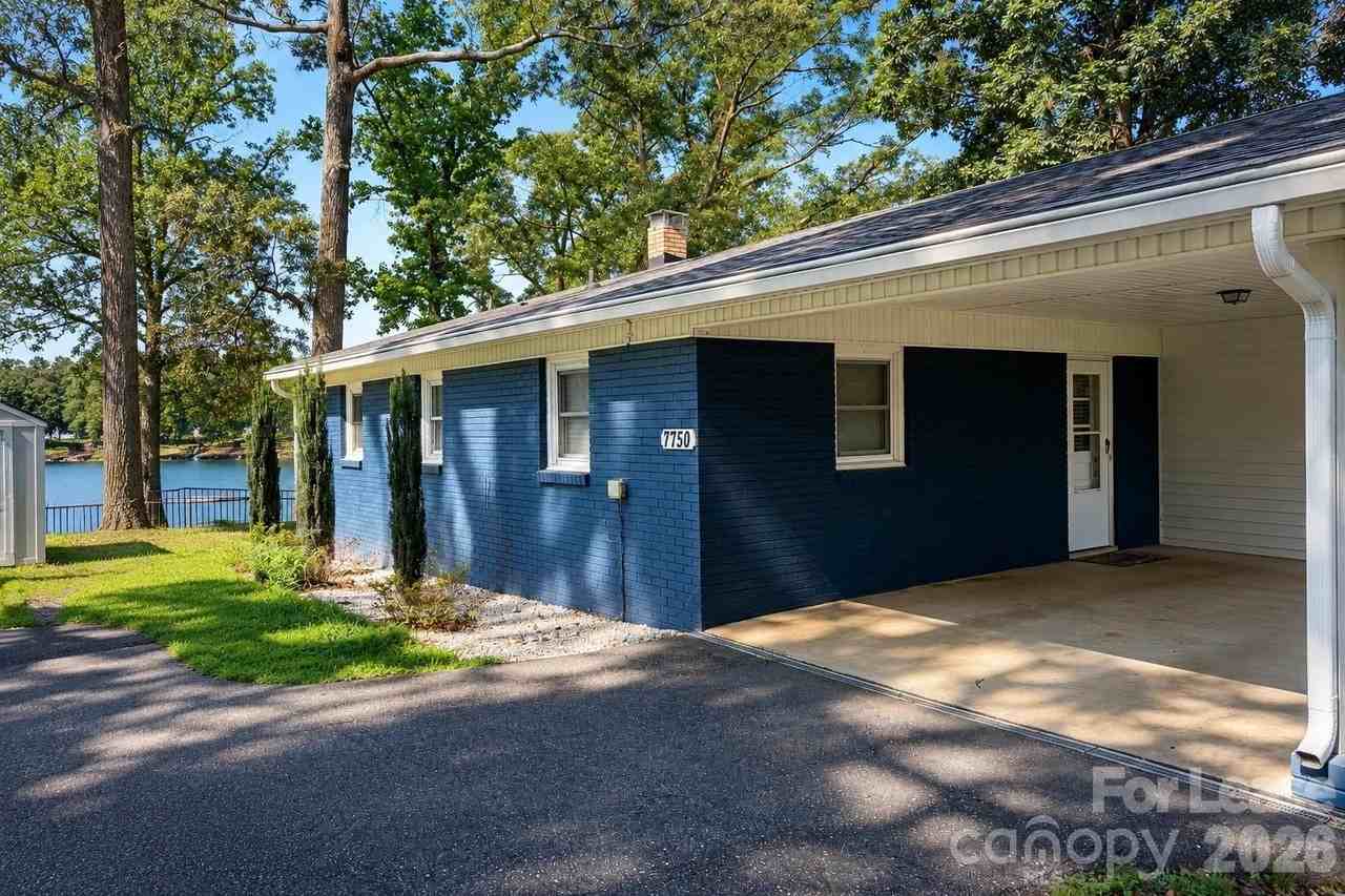 7750 Anglers Way - Photo 4 of 8