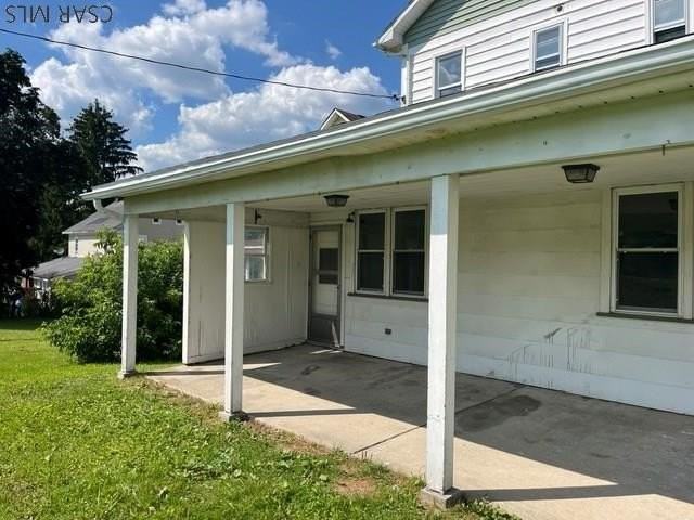3418 Graham Ave 1st Fl - Photo 2 of 20