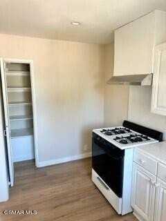 5728 Hazeltine Ave - Photo 5 of 16