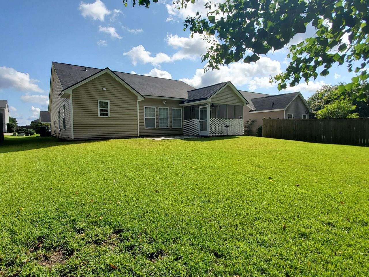 103 Salem Creek Dr - Photo 6 of 16