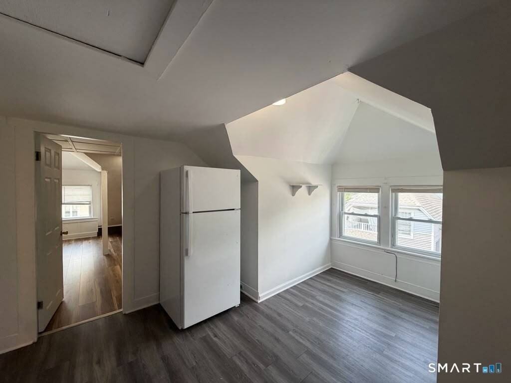 9 Forest Ave - Photo 5 of 15