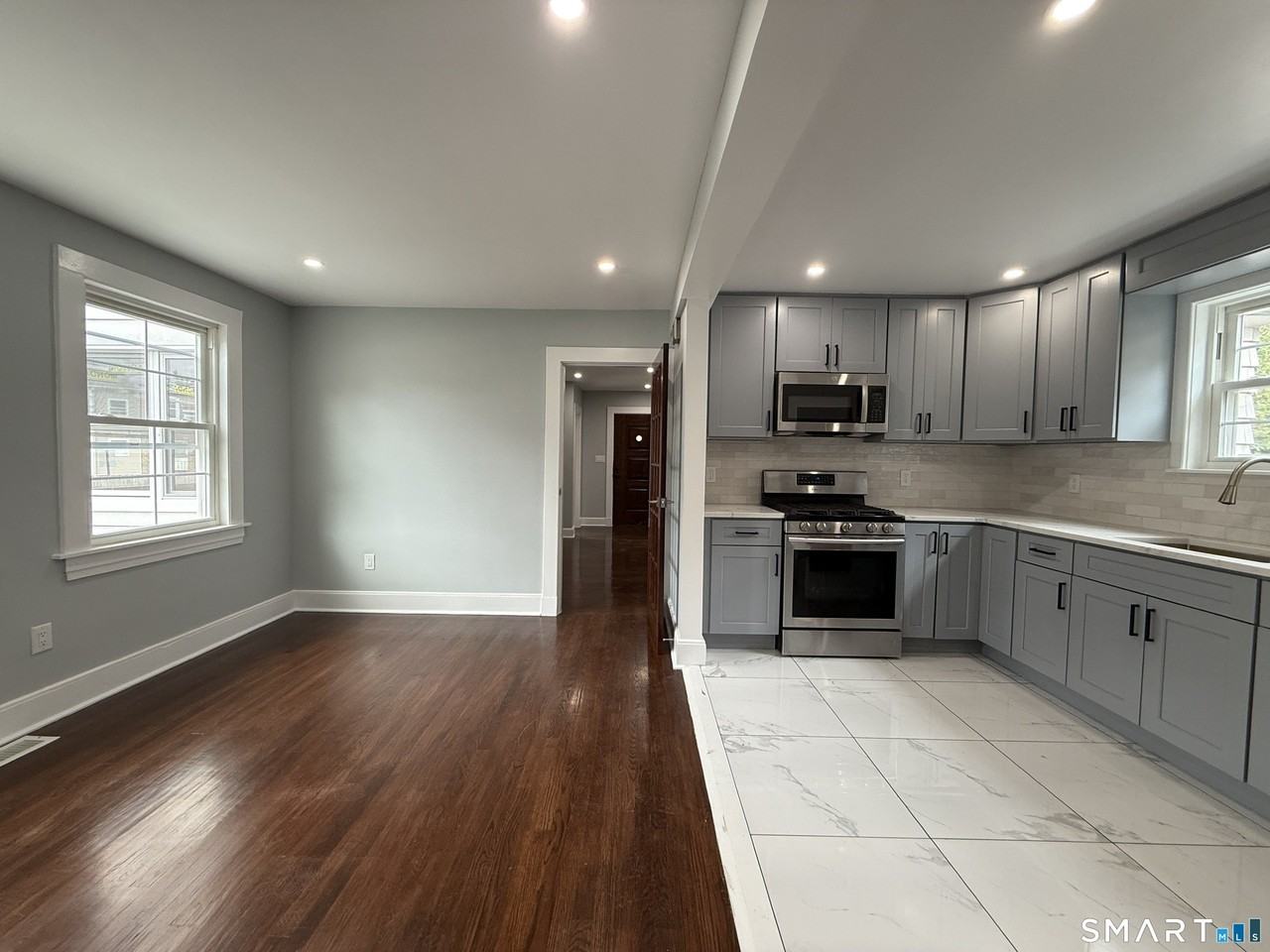 30 Hadley St - Photo 2 of 21