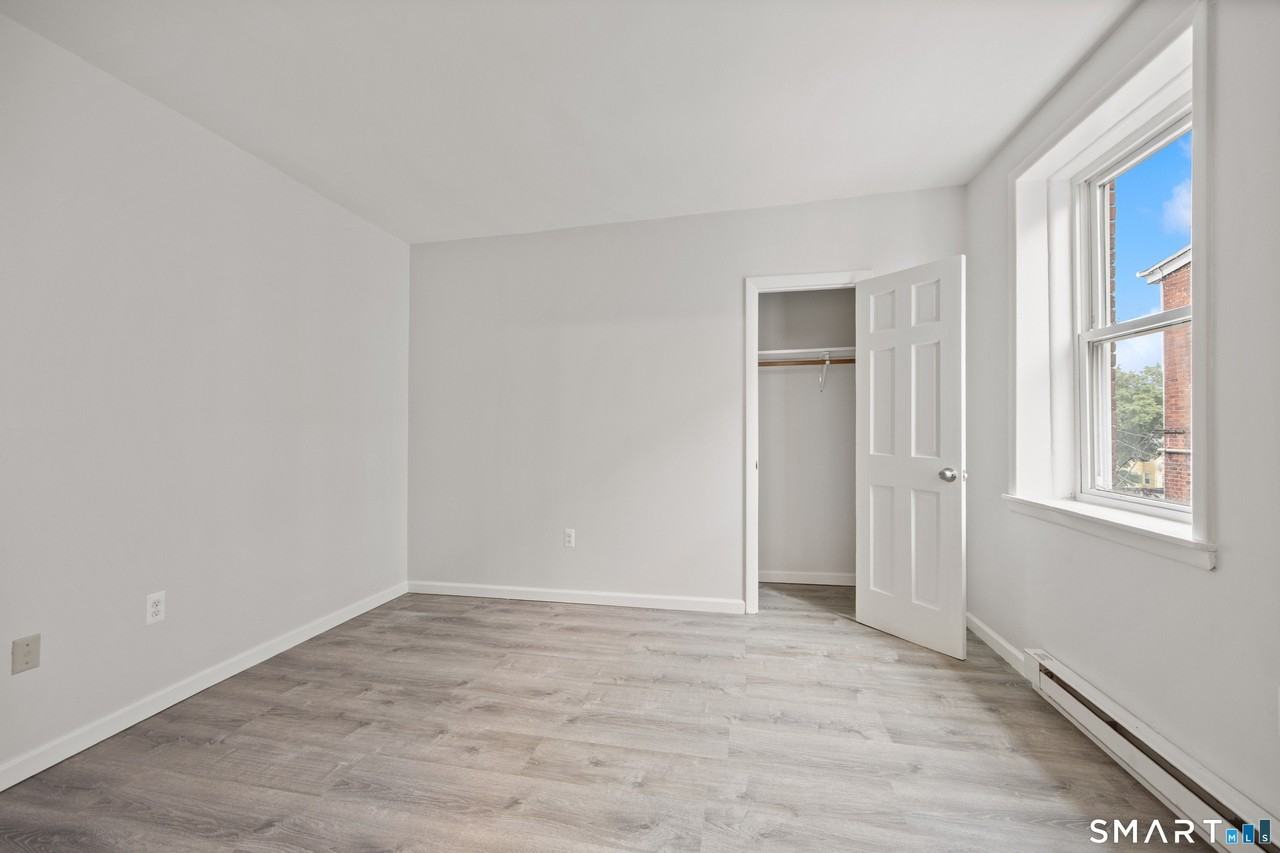 60 Center St #10 - Photo 6 of 20
