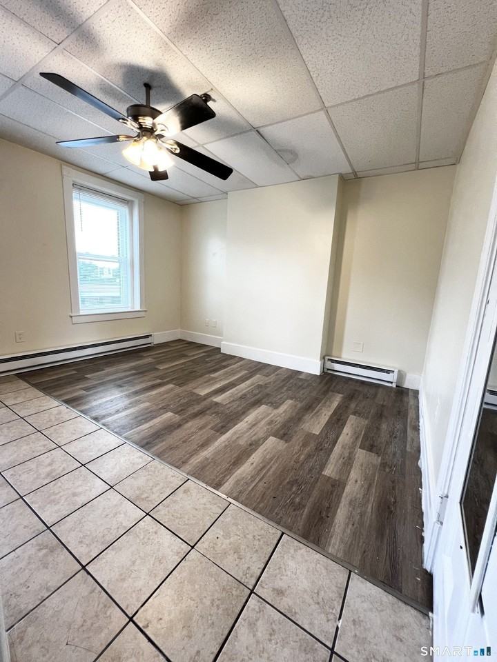696 Main St #1C - Photo 3 of 9