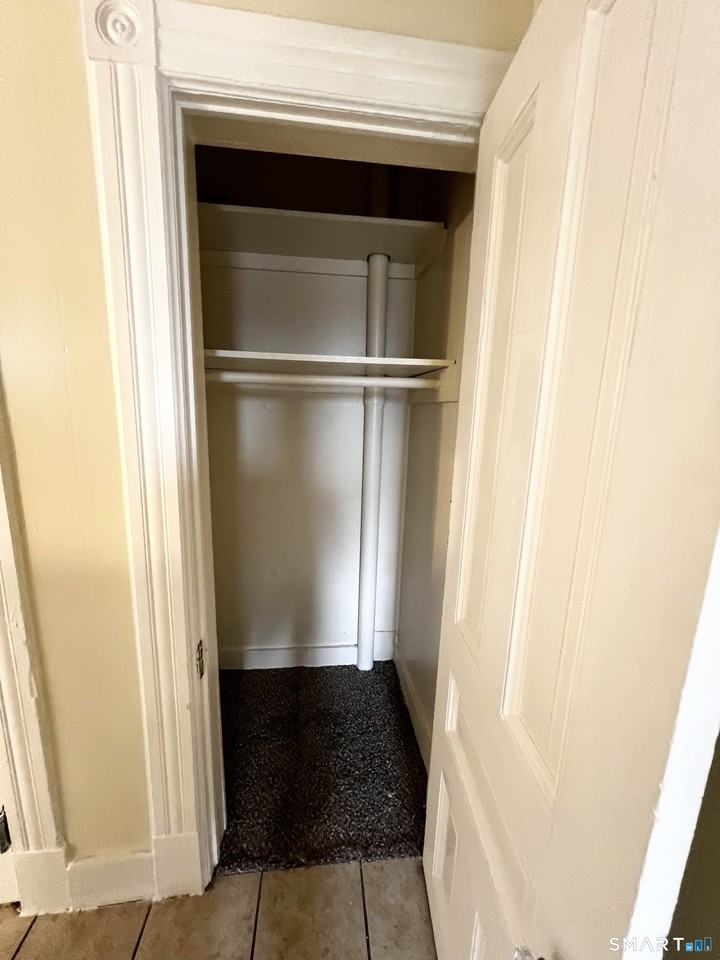 696 Main St #1C - Photo 5 of 9