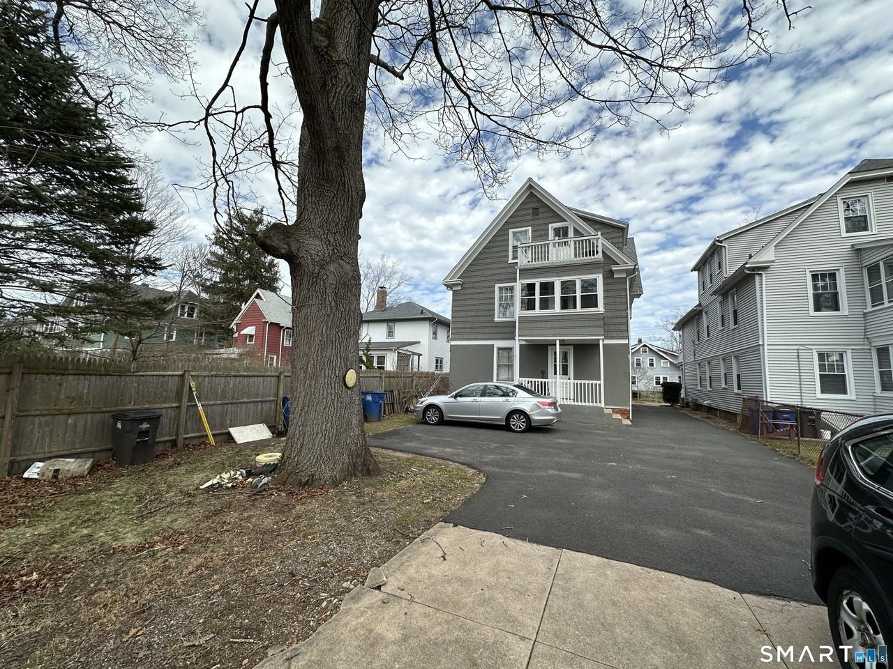 1928 Chapel St #2 - Photo 6 of 26