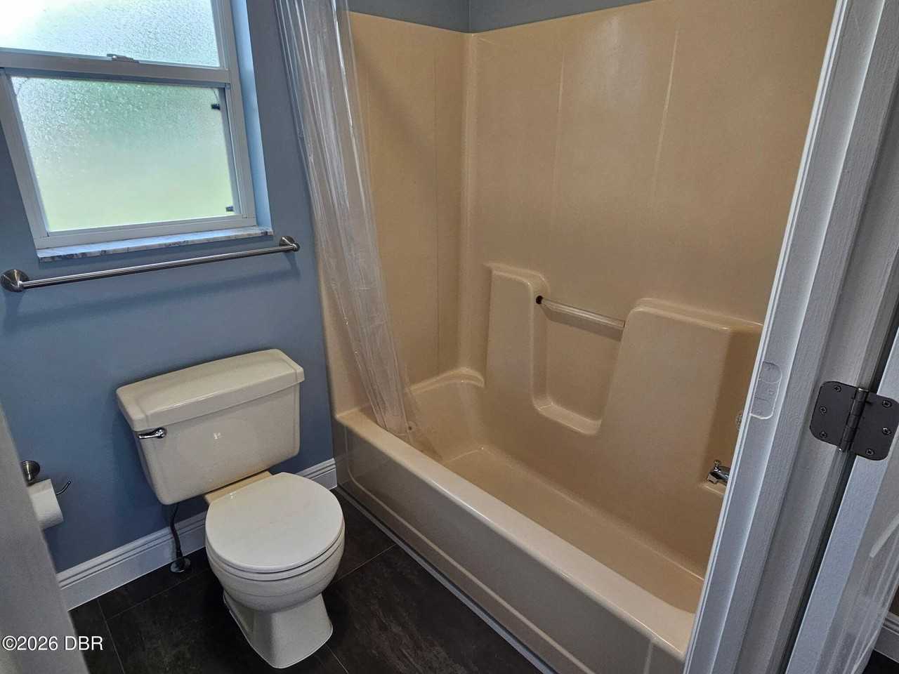 812 May Ave - Photo 6 of 20