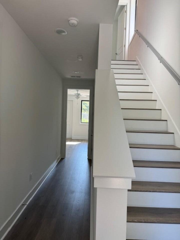 89 Paradise Ln #B - Photo 2 of 12