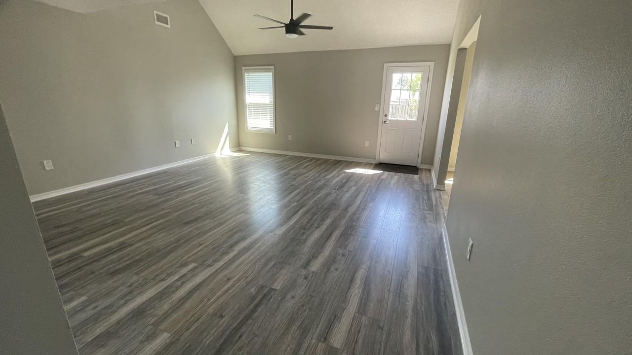 463 Sandy Ridge Cir - Photo 6 of 18