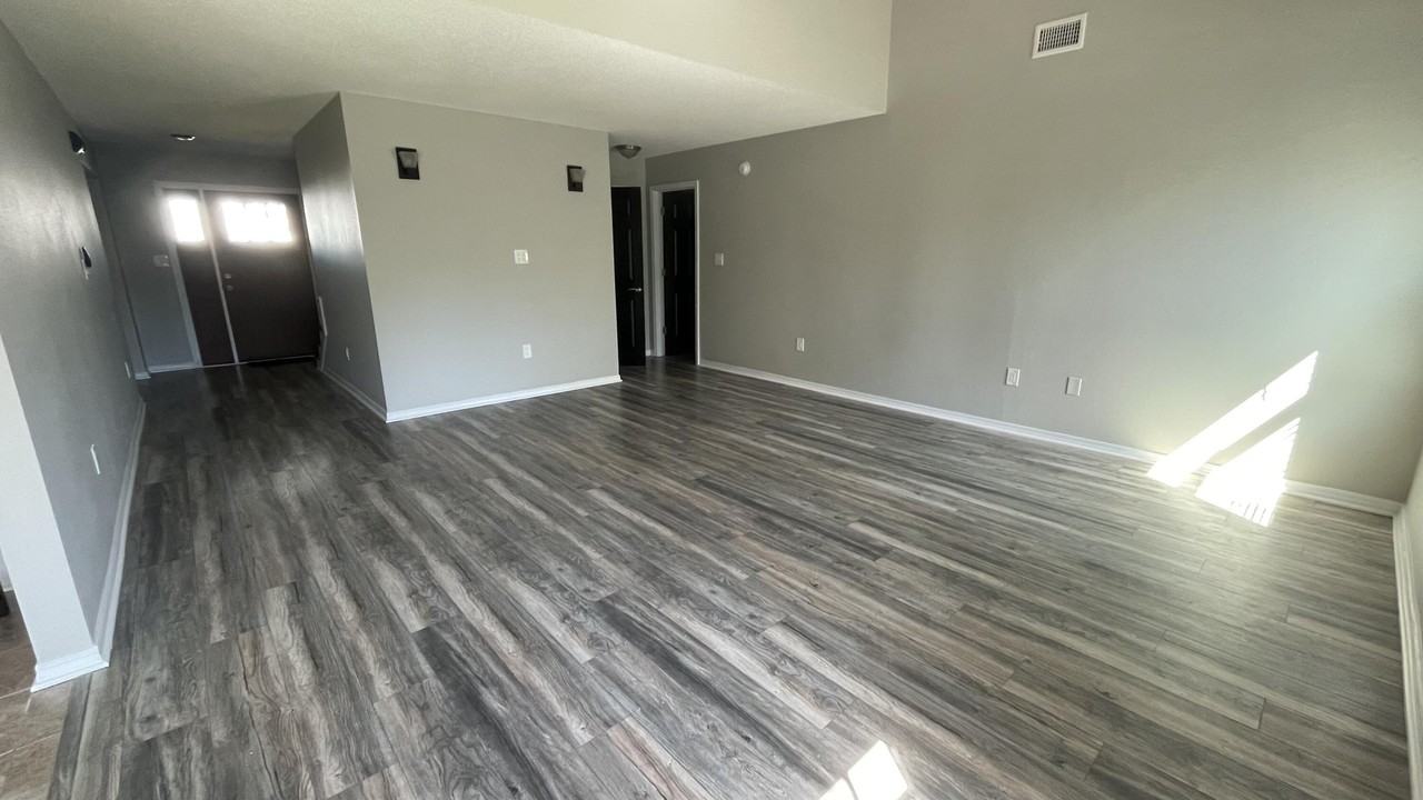 463 Sandy Ridge Cir - Photo 7 of 18