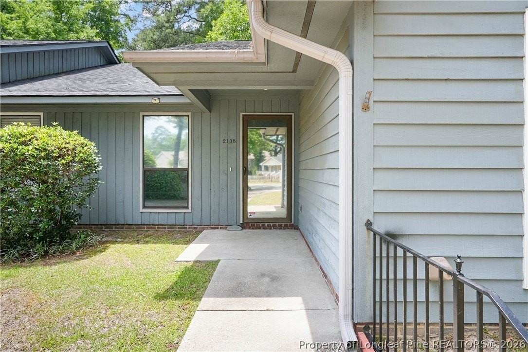 2105 Wexford Oaks Ct - Photo 3 of 23