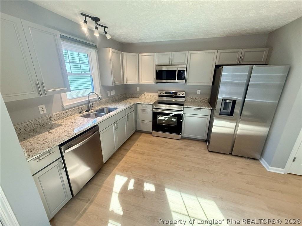 6439 Applewhite Rd - Photo 5 of 11