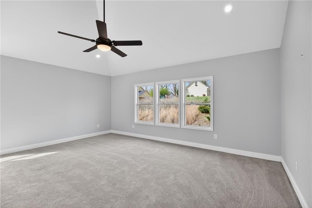 1226 Bloomsbury Ln - Photo 4 of 34