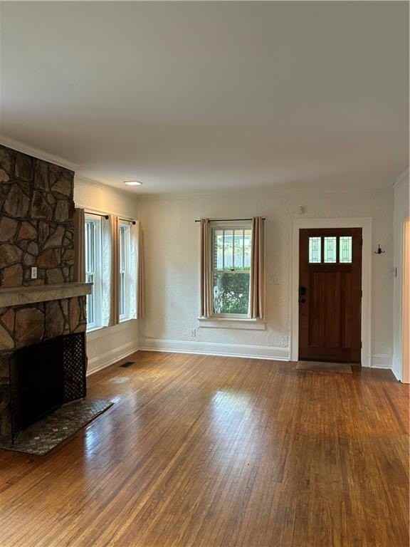 1088 Sanders Ave Se - Photo 3 of 38