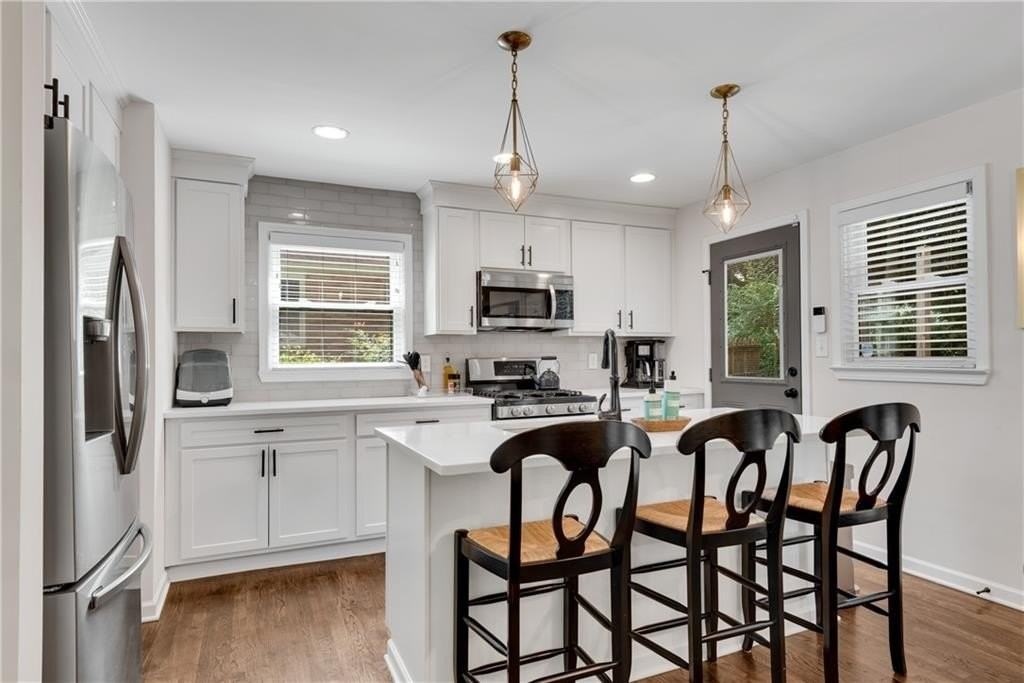 2481 Mccurdy Way - Photo 3 of 31