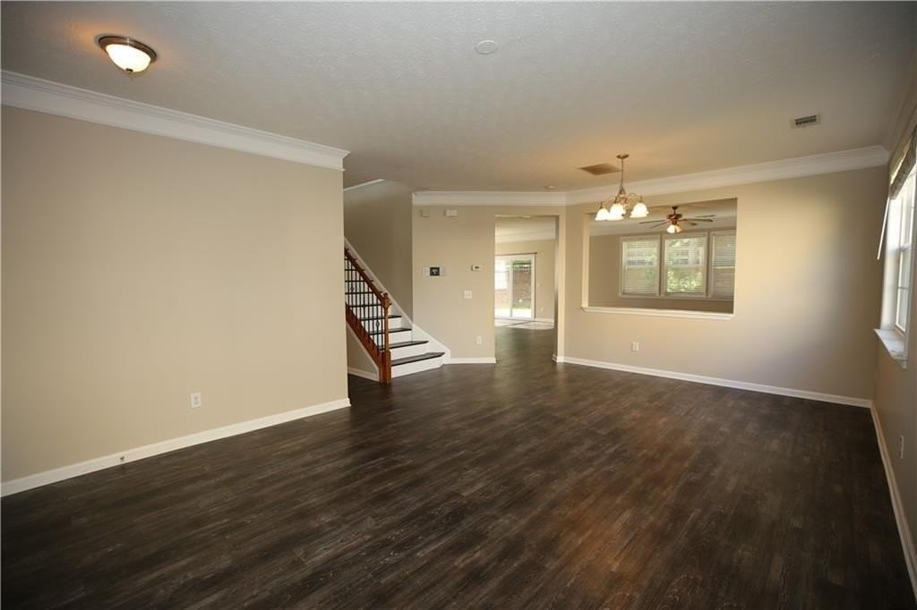 173 Parkmont Ct - Photo 6 of 42