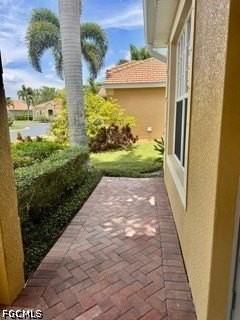 8674 Colony Trace Dr - Photo 2 of 25