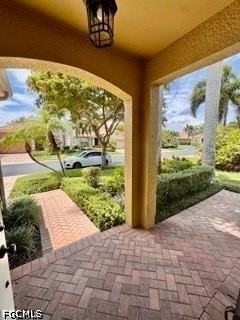 8674 Colony Trace Dr - Photo 3 of 25