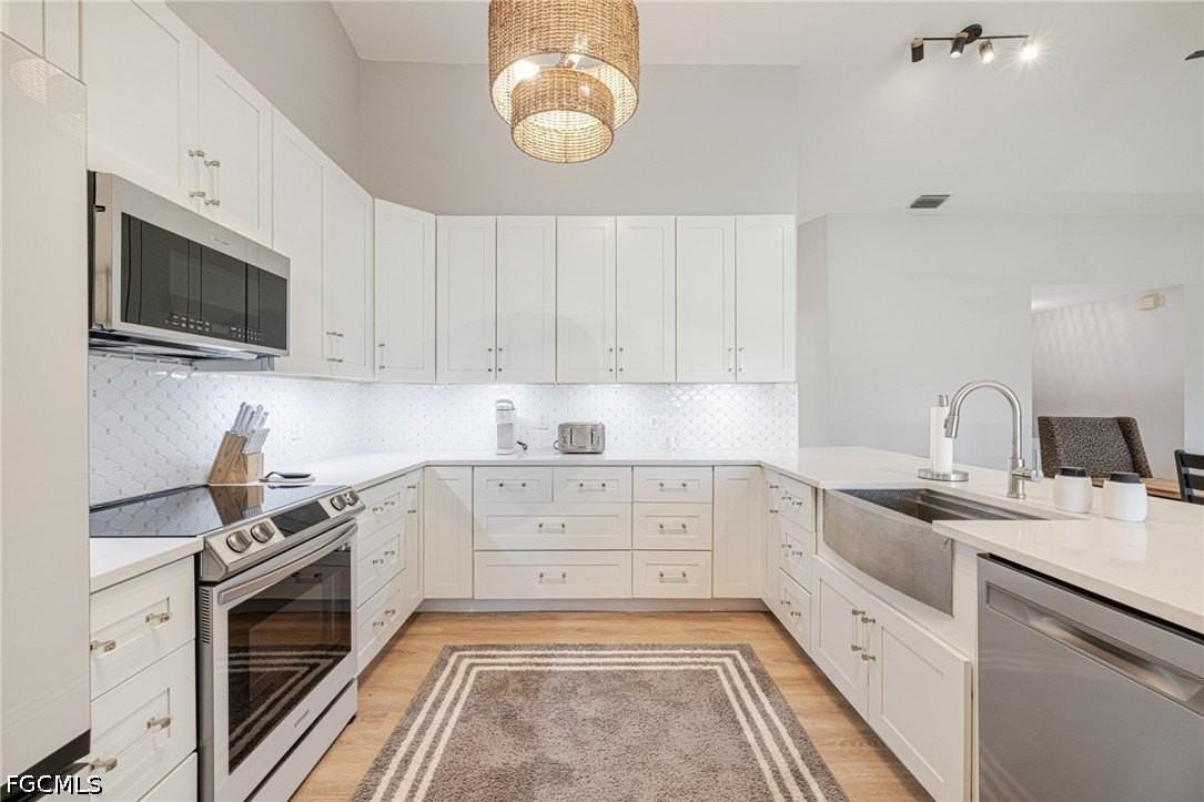 2015 Se 13th St - Photo 4 of 45
