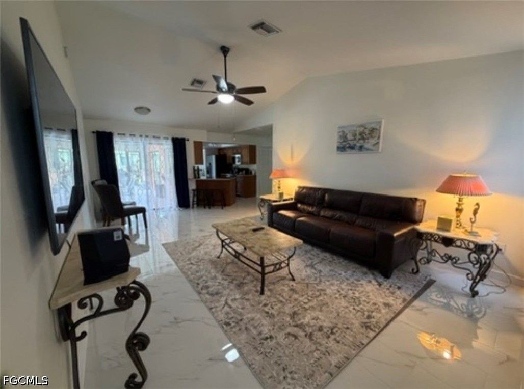 4509 Sw 1st Pl - Photo 3 of 22