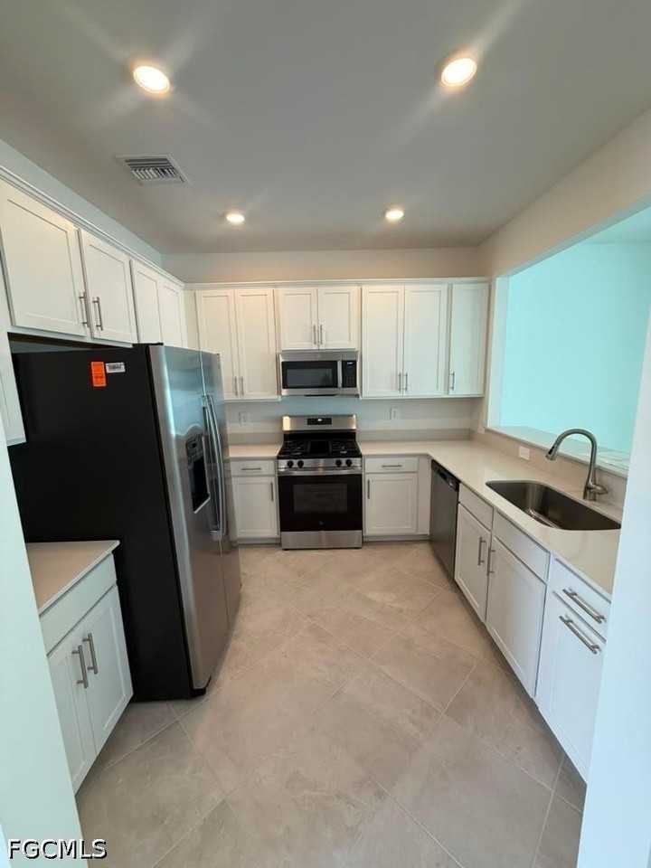 14804 Bluewater Rd - Photo 3 of 30