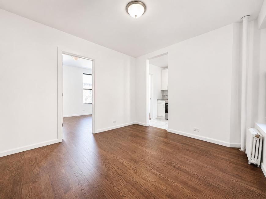 1270 1st Ave - Photo 4 of 8