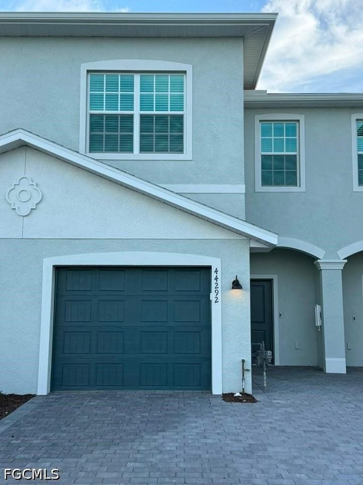 44292 Caraton Ter - Photo 2 of 35