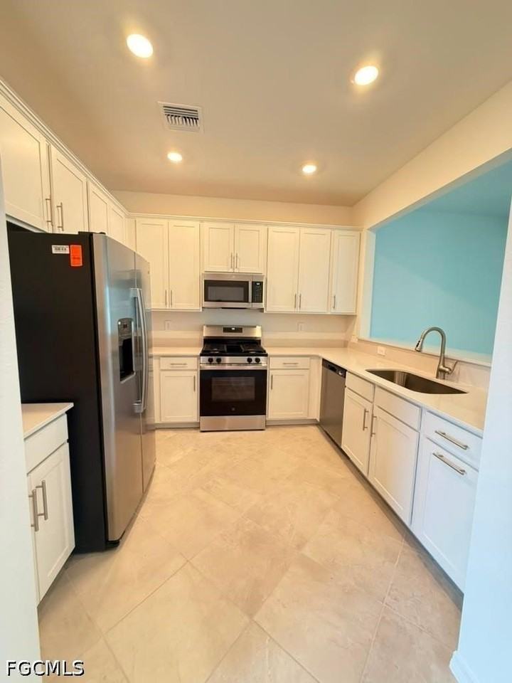 44292 Caraton Ter - Photo 4 of 35