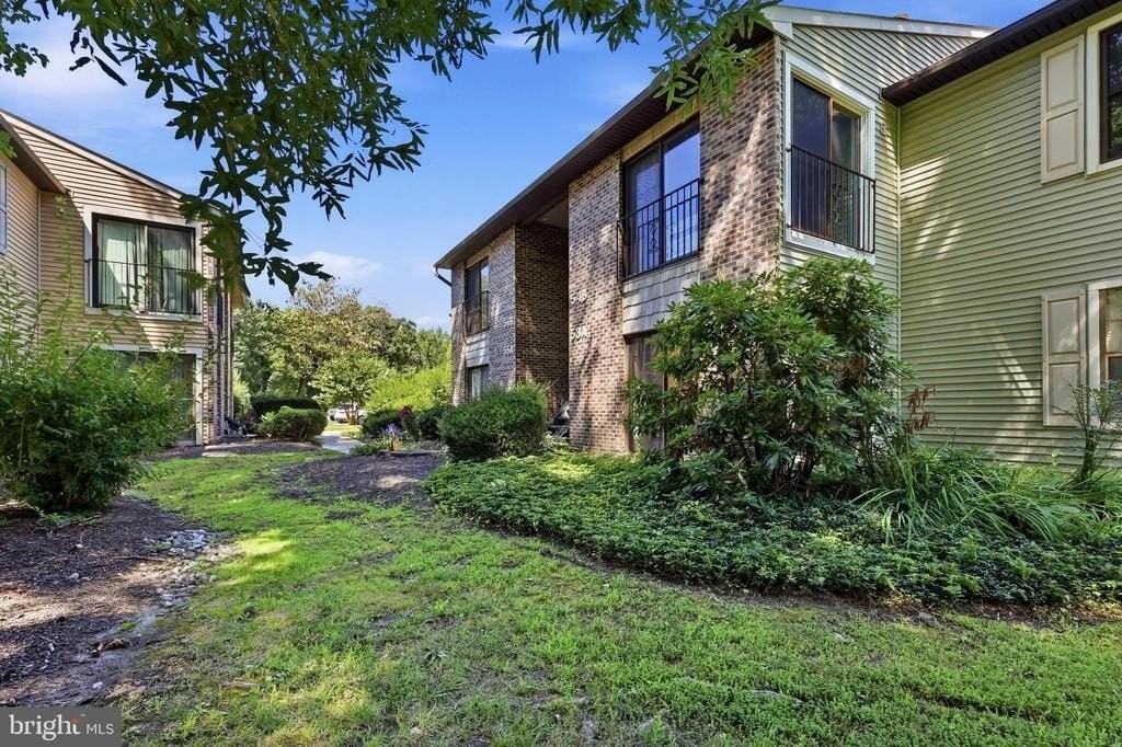 53-A W Bluebell Ln - Photo 2 of 15