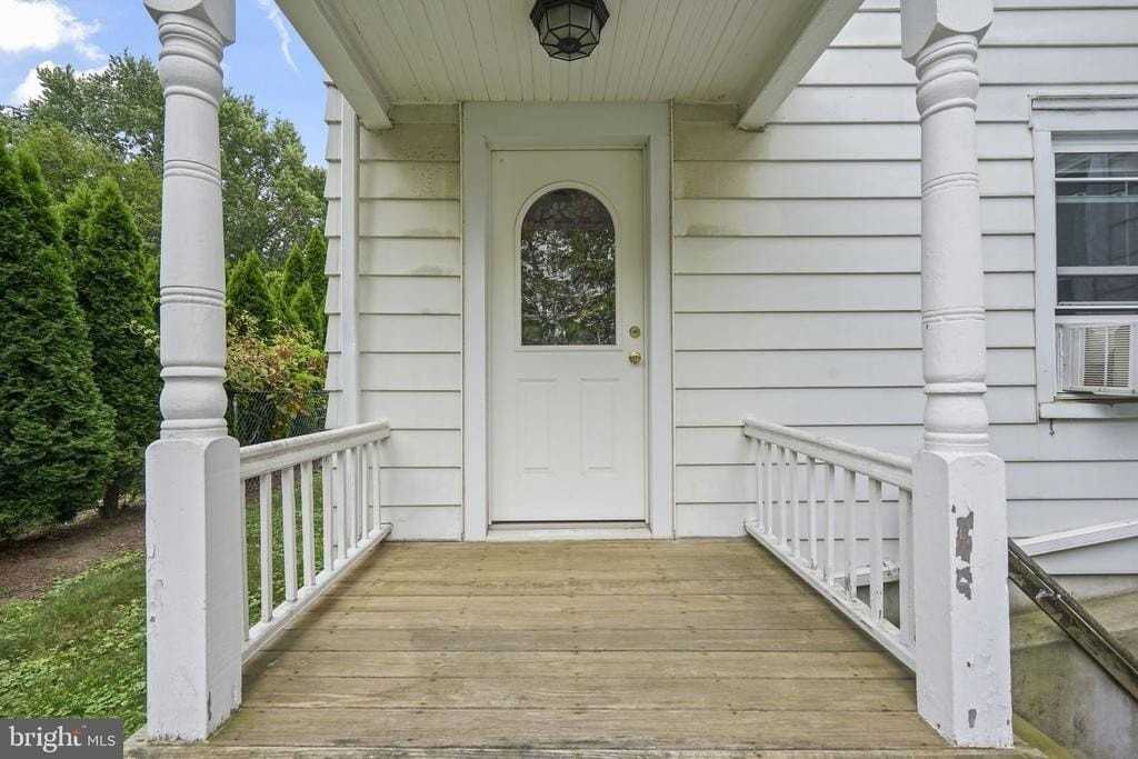 432 Plainsboro Rd - Photo 2 of 18
