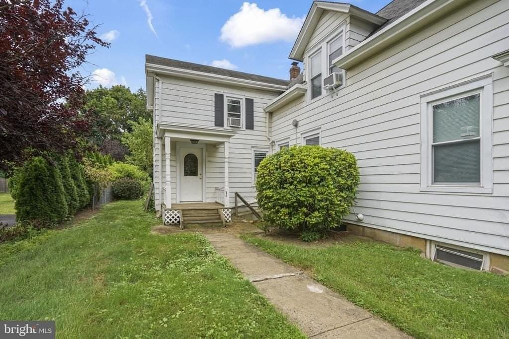 432 Plainsboro Rd - Photo 3 of 18