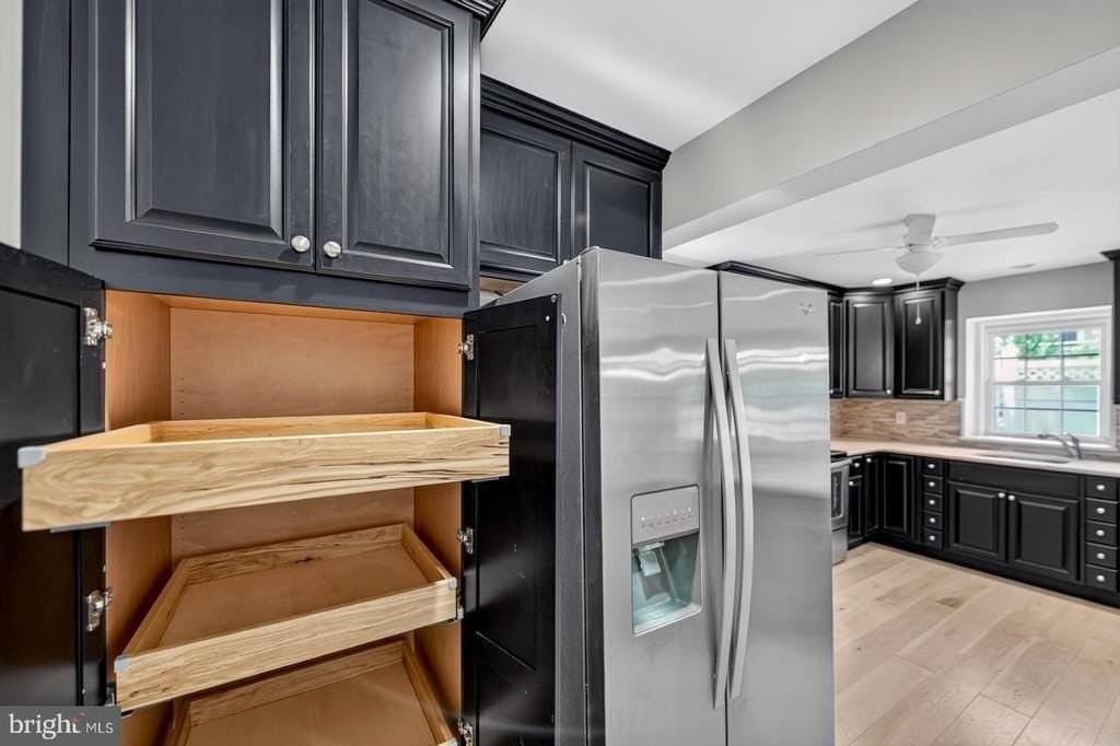 1512 Wilson St - Photo 7 of 21