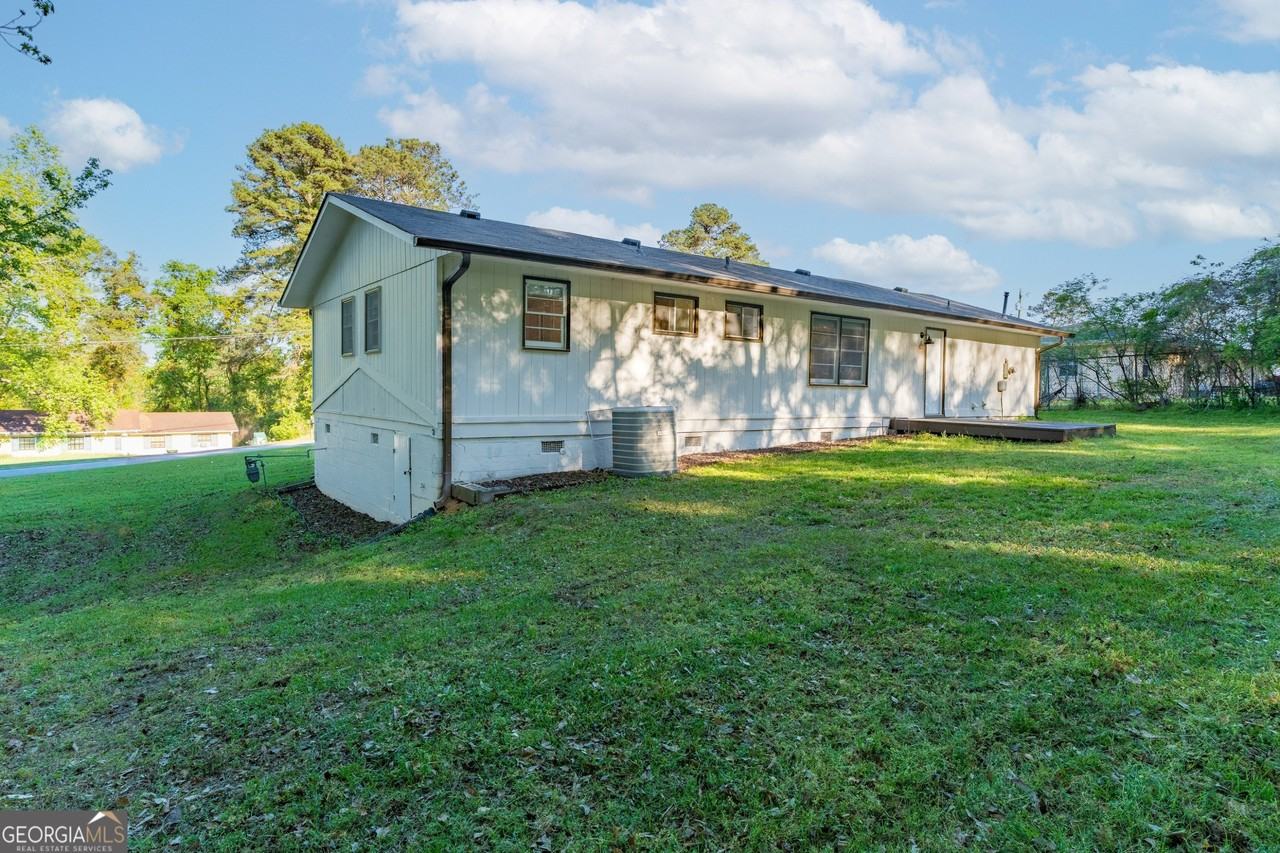 2290 Pinetree Ln Ne - Photo 7 of 33