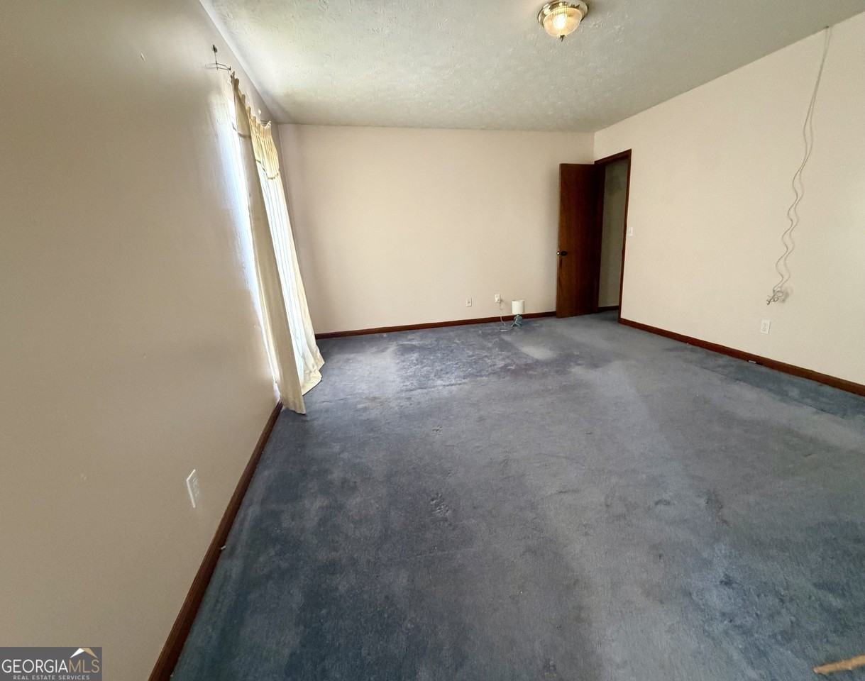 5185 Paisley Ct Nw - Photo 4 of 6