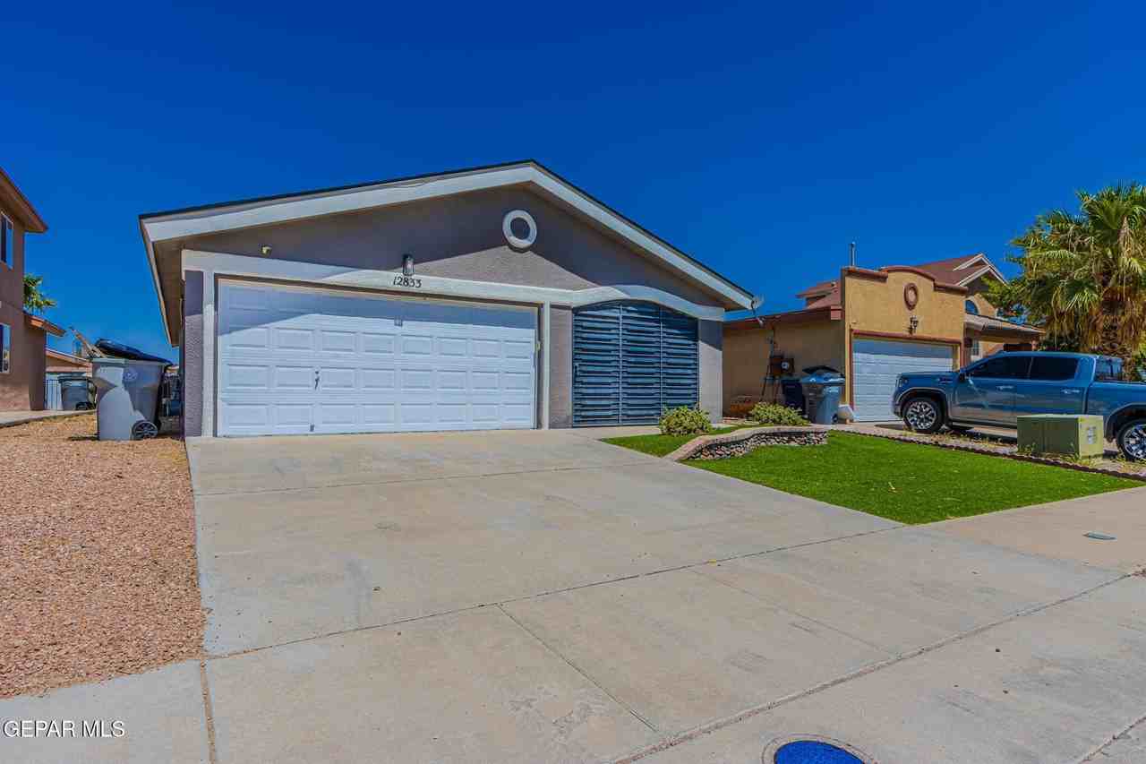 12833 Tierra Pueblo - Photo 2 of 23