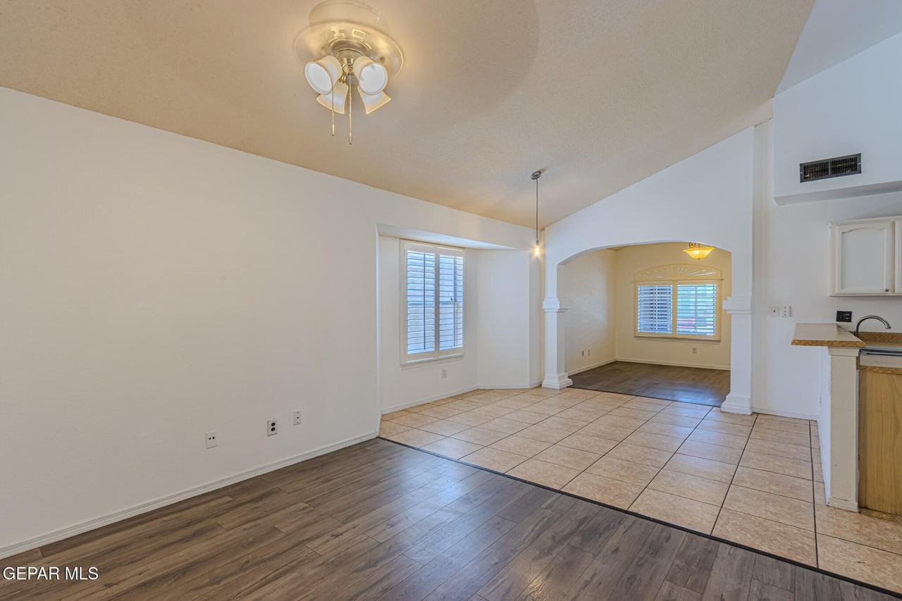 12833 Tierra Pueblo - Photo 6 of 23