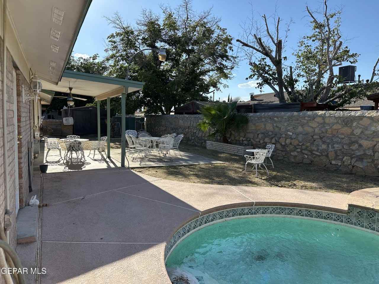 3518 Breckenridge Dr - Photo 4 of 15