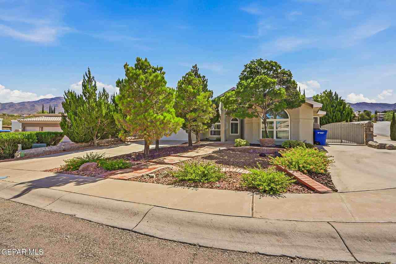6141 Loma De Cristo Dr - Photo 3 of 42