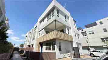 featured image of 659 Fortis Creek St