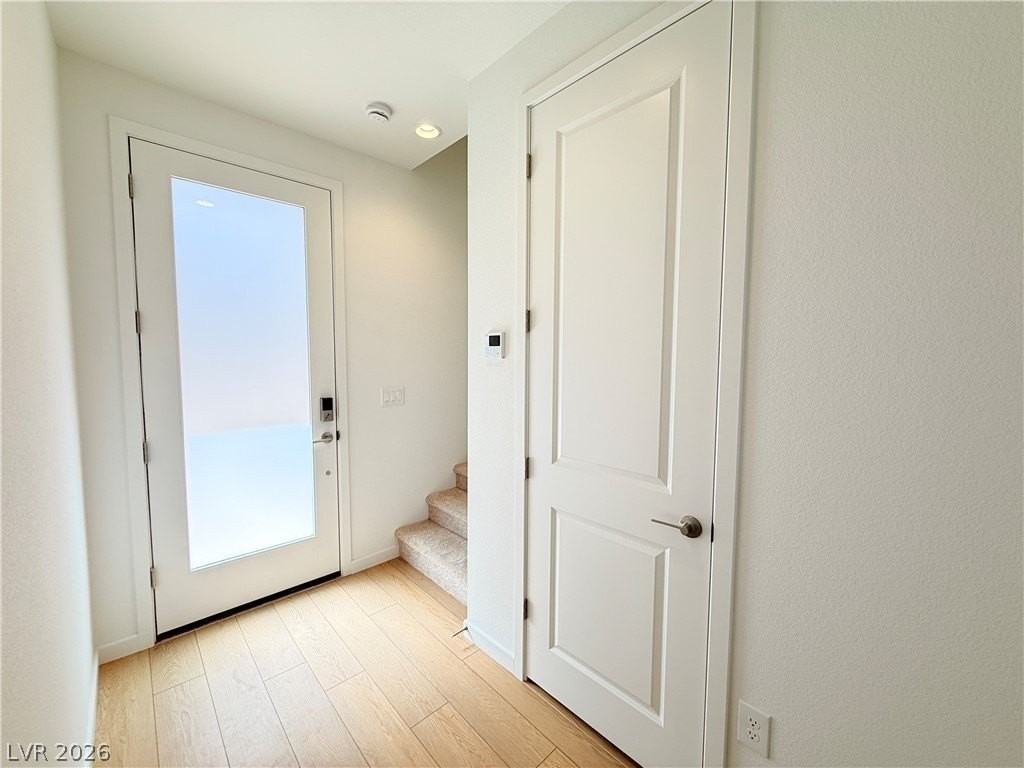 659 Fortis Creek St - Photo 6 of 40