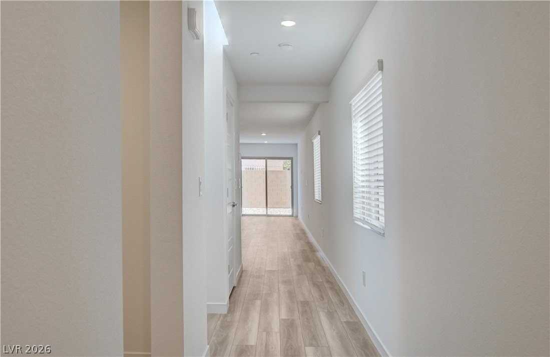 2124 Abraham Ave - Photo 7 of 50