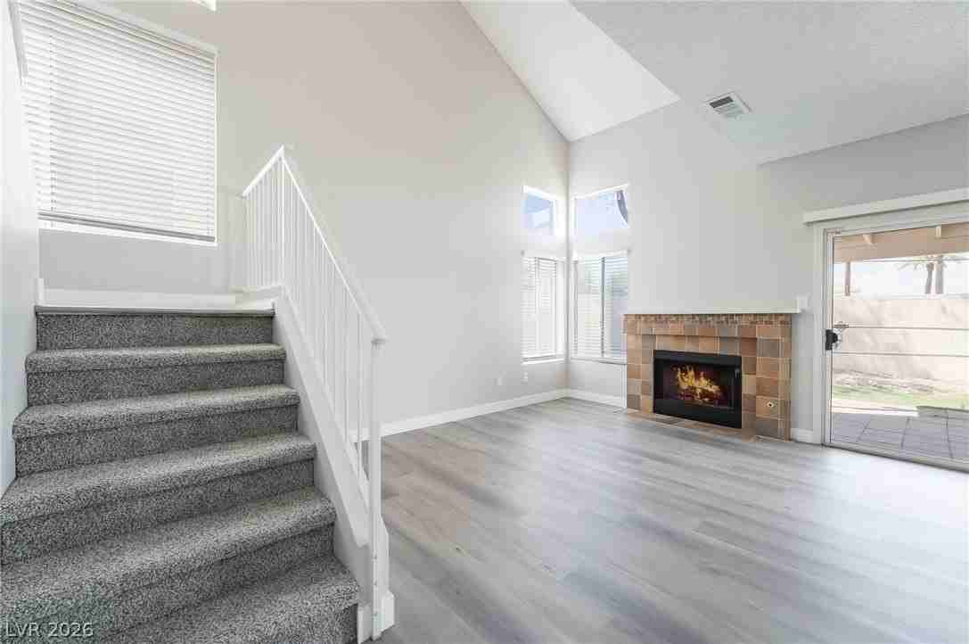 1656 Cloister Ave #0 - Photo 4 of 38