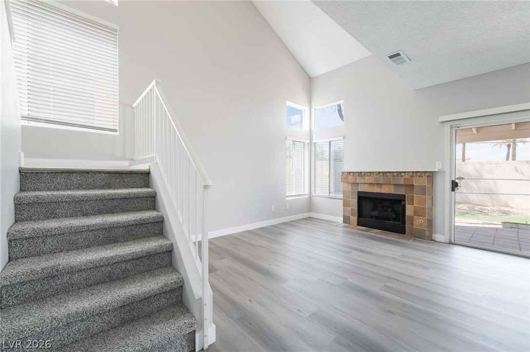 1656 Cloister Ave #0 - Photo 5 of 38