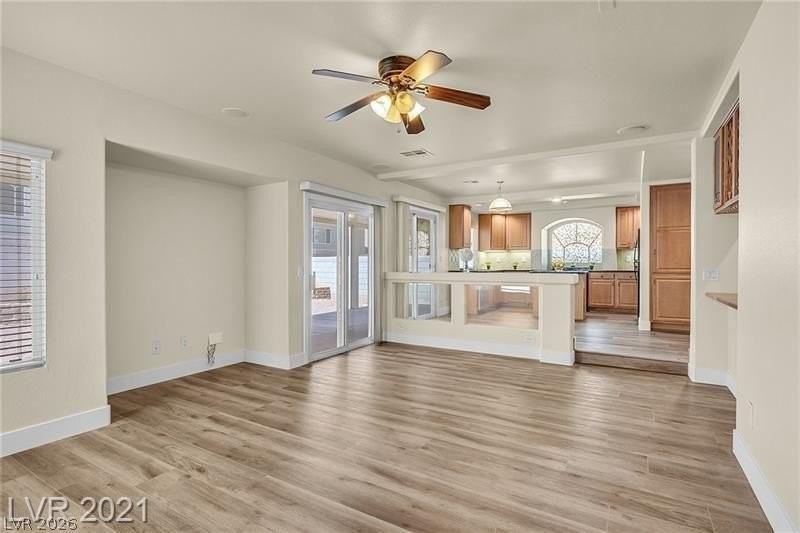 10591 Medicine Bow St - Photo 4 of 11