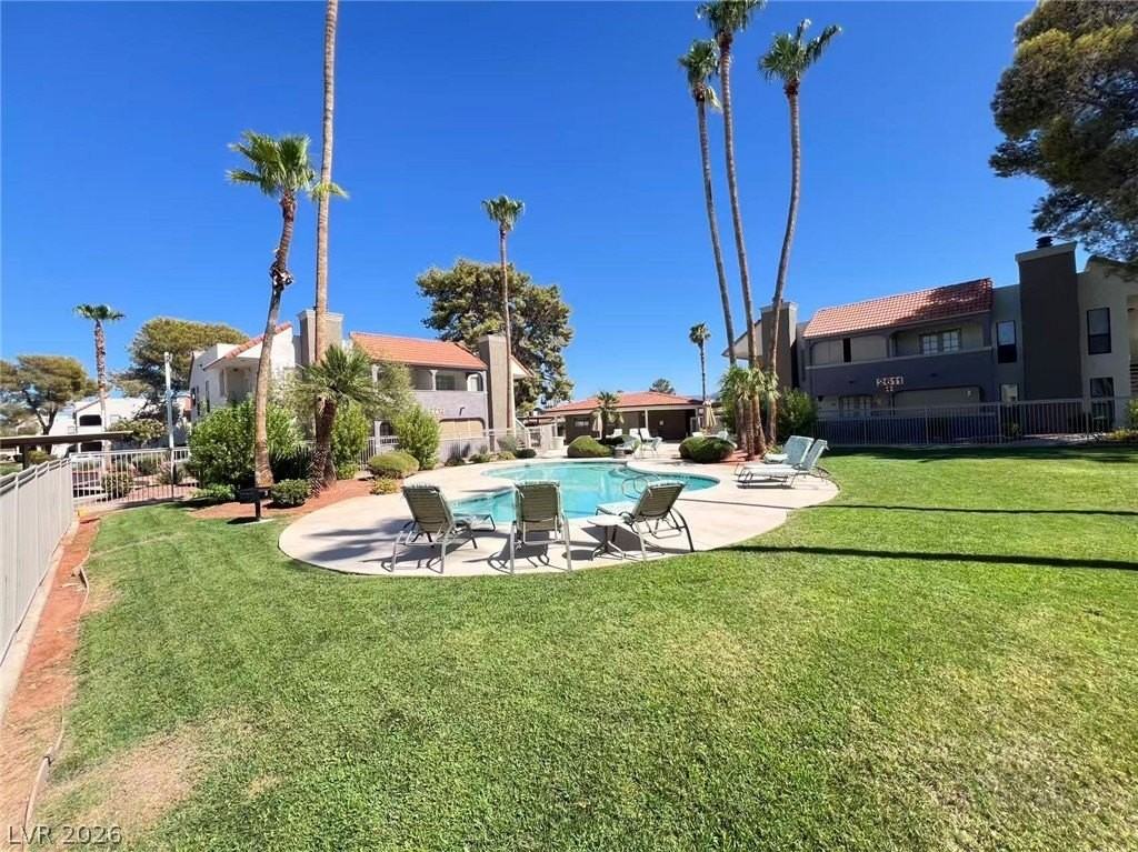 2112 Sunfish Dr #A - Photo 3 of 18