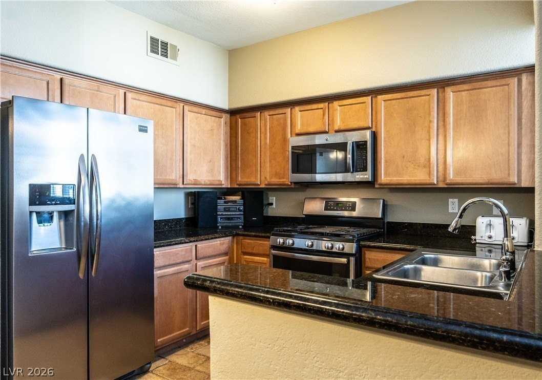 1709 King James St #203 - Photo 2 of 14