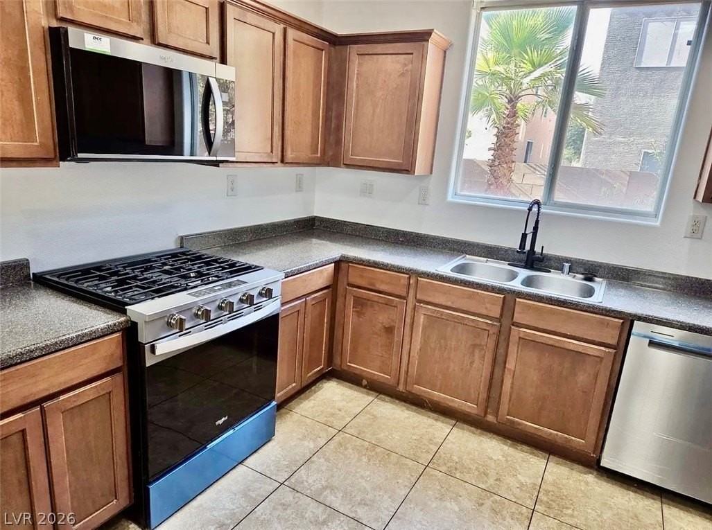 8971 Lily Touchstone Ct - Photo 6 of 15